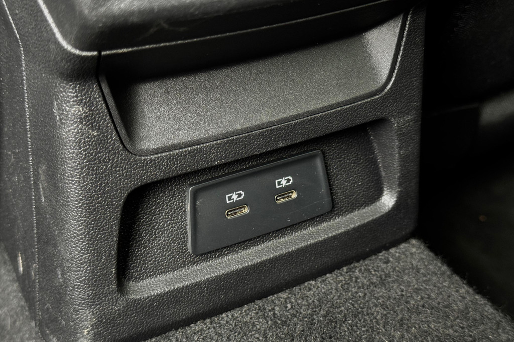 44296960-16.jpg