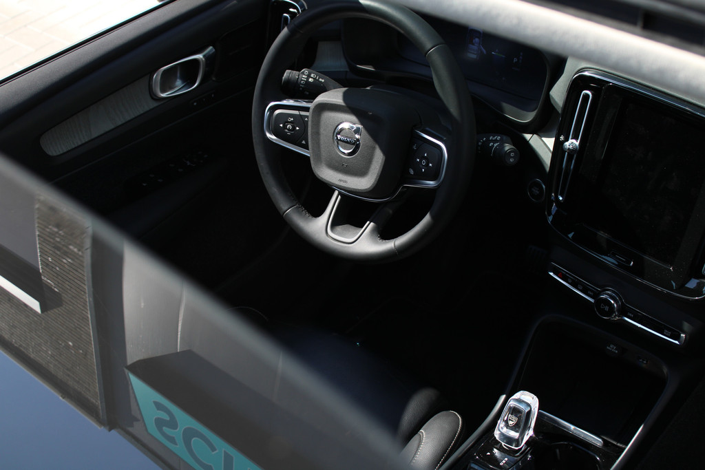 47158108-4.jpg